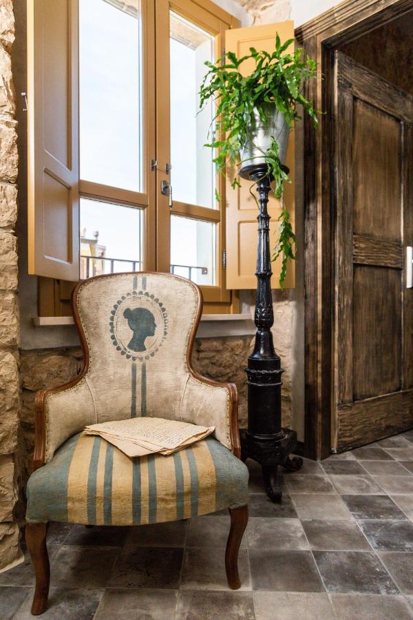 Via Roma Charming Rooms Baunei Bagian luar foto