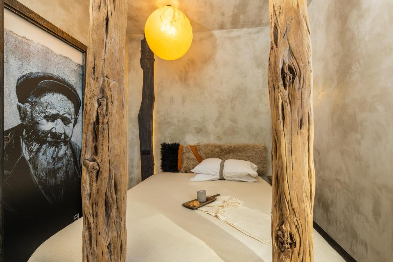 Via Roma Charming Rooms Baunei Bagian luar foto