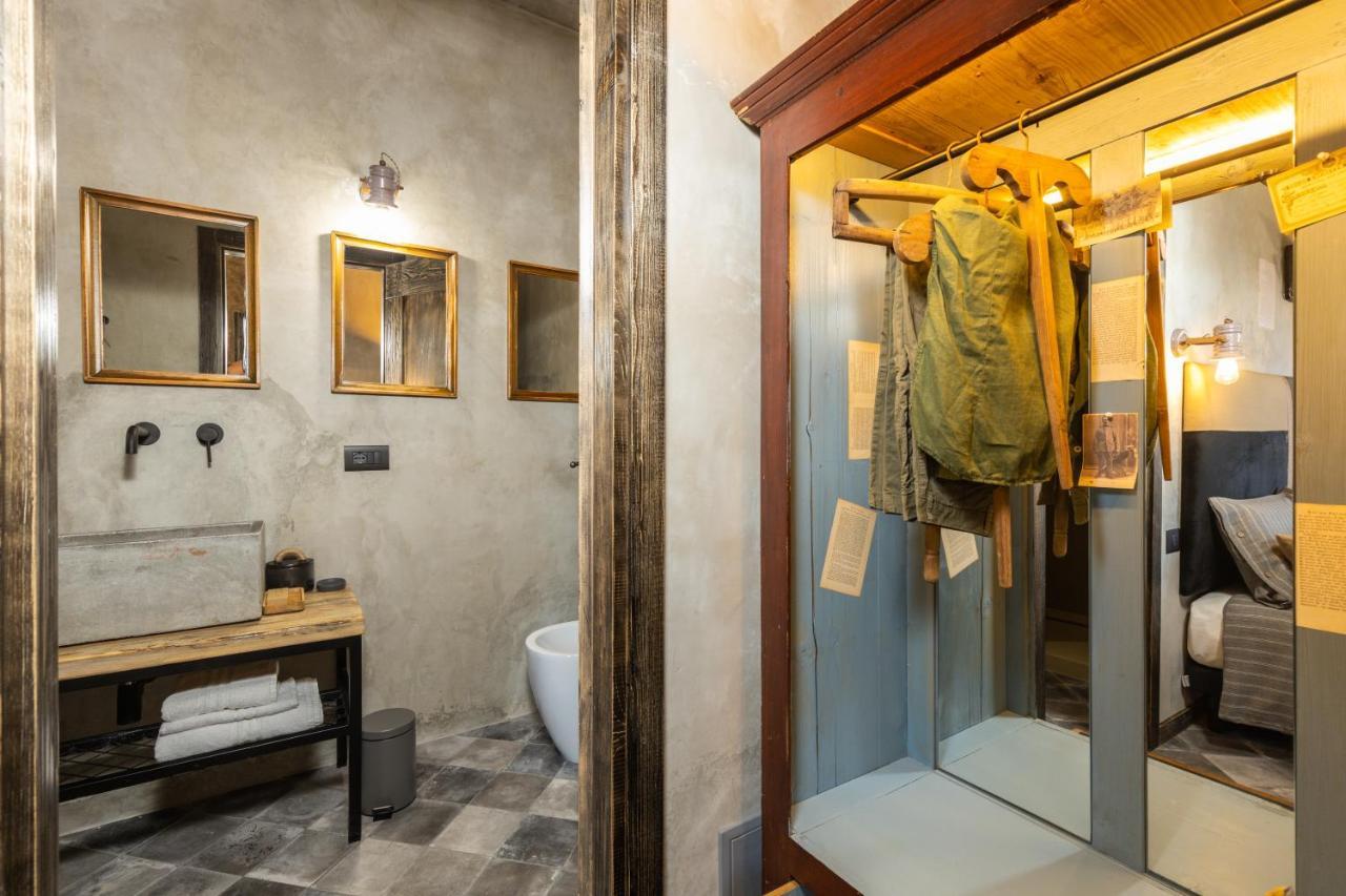 Via Roma Charming Rooms Baunei Bagian luar foto