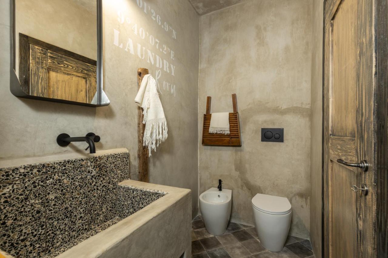 Via Roma Charming Rooms Baunei Bagian luar foto