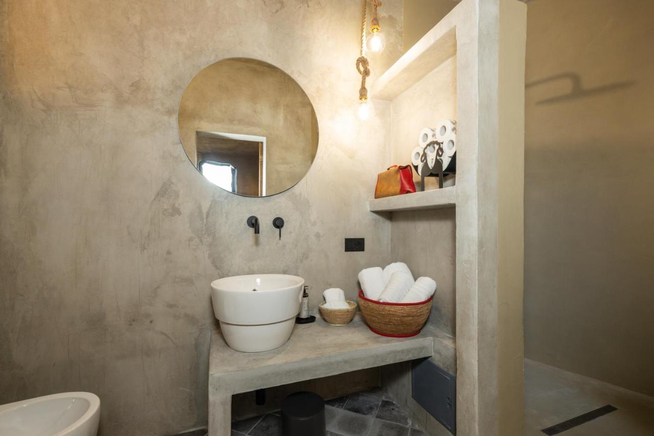 Via Roma Charming Rooms Baunei Bagian luar foto