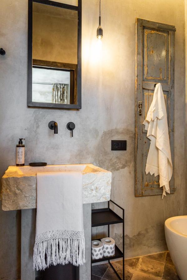 Via Roma Charming Rooms Baunei Bagian luar foto