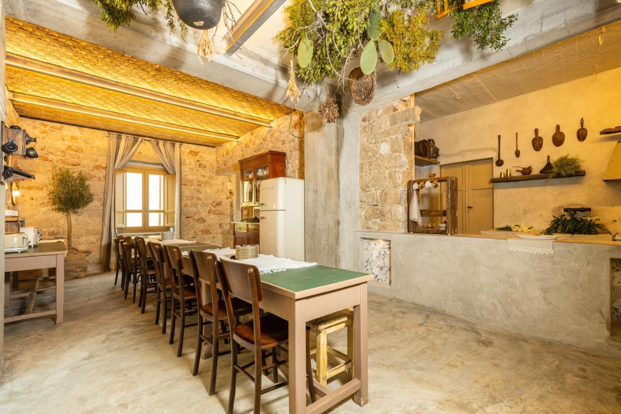 Via Roma Charming Rooms Baunei Bagian luar foto